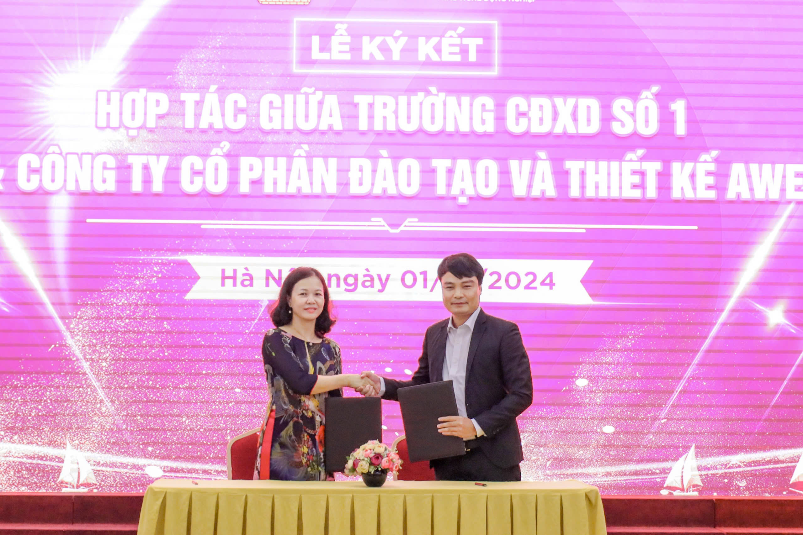 LỄ KÝ KẾT HỢP TÁC GIỮA TRƯỜNG CAO ĐẲNG XÂY DỰNG SỐ 1 VÀ CÔNG TY CỔ PHẦN ĐÀO TẠO VÀ THIẾT KẾ AWE